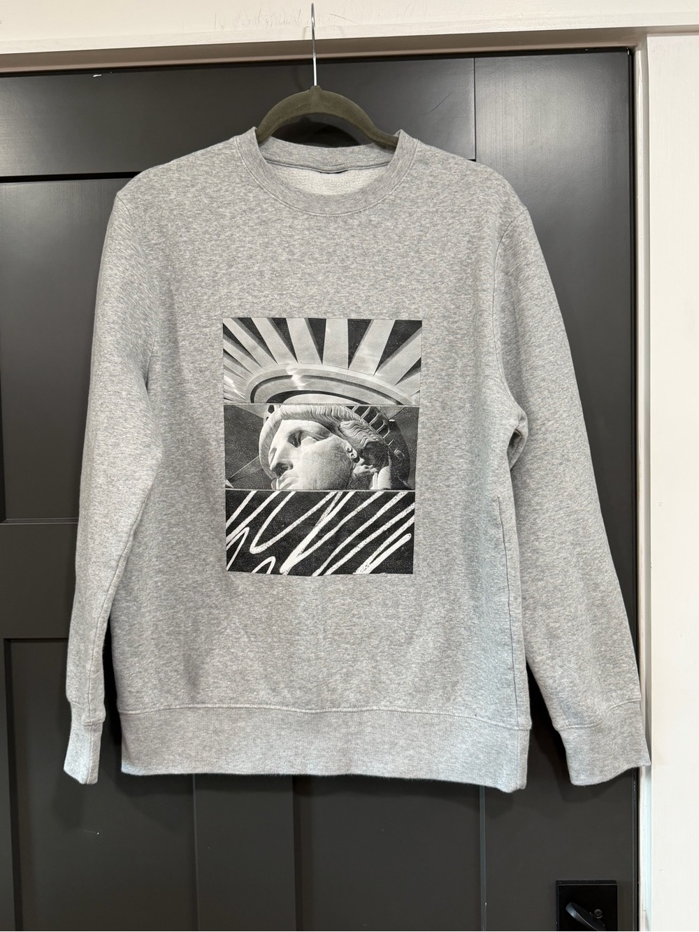 Gray Graphic Crewneck Sweatshirt - Statue Motif